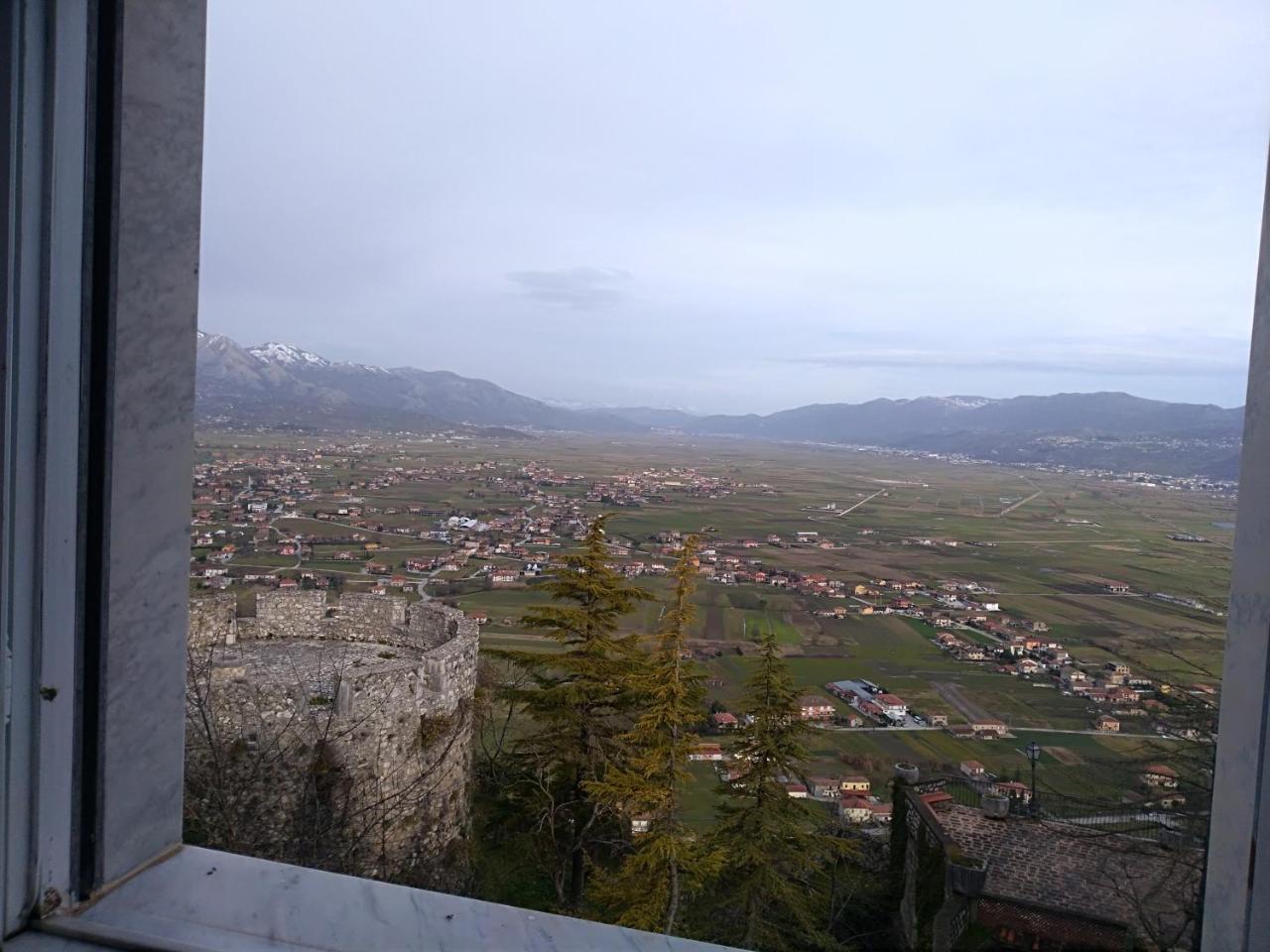 Hotel La Congiura Dei Baroni Teggiano Exteriör bild